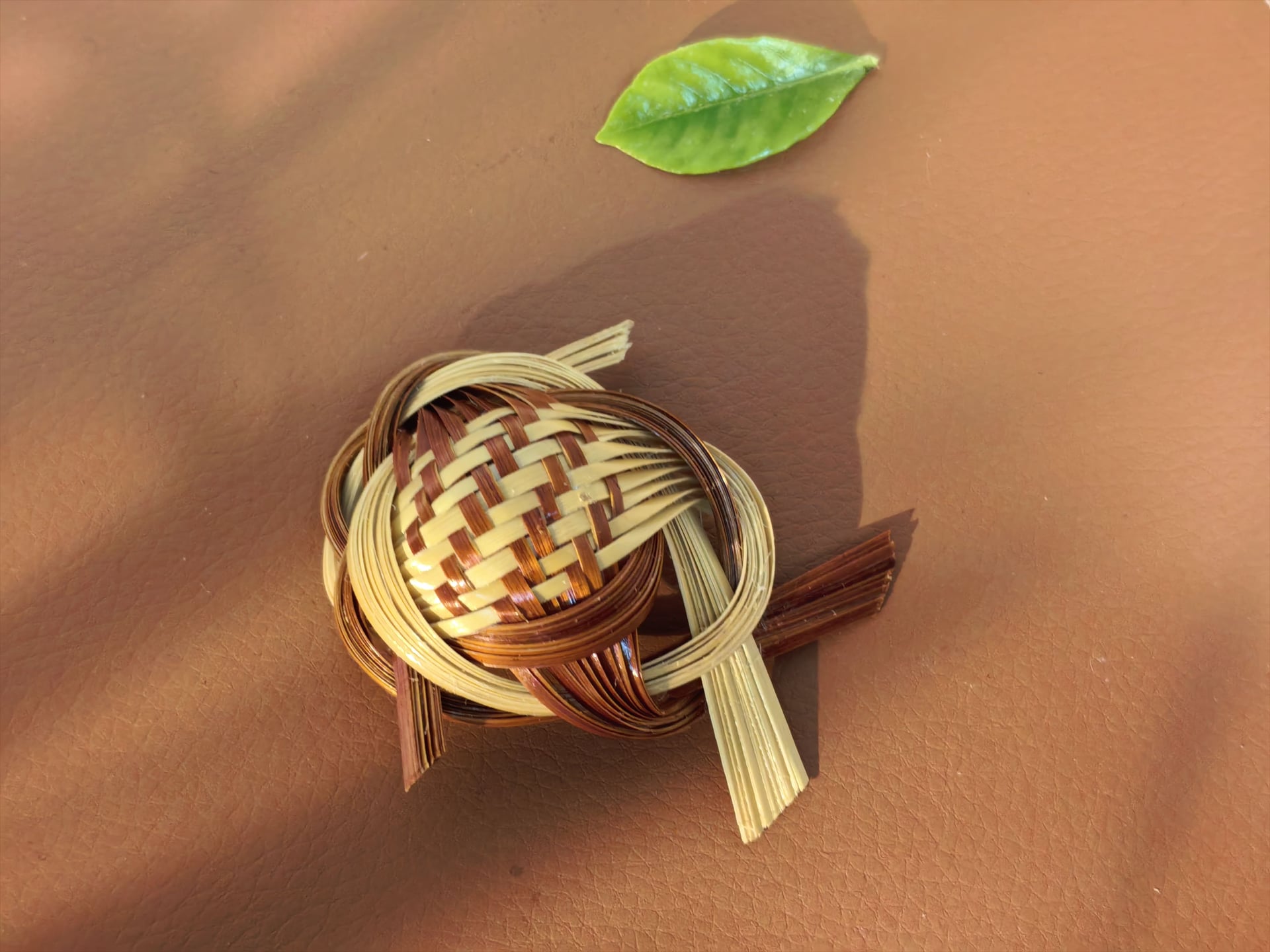 Bamboo Tea Container 3